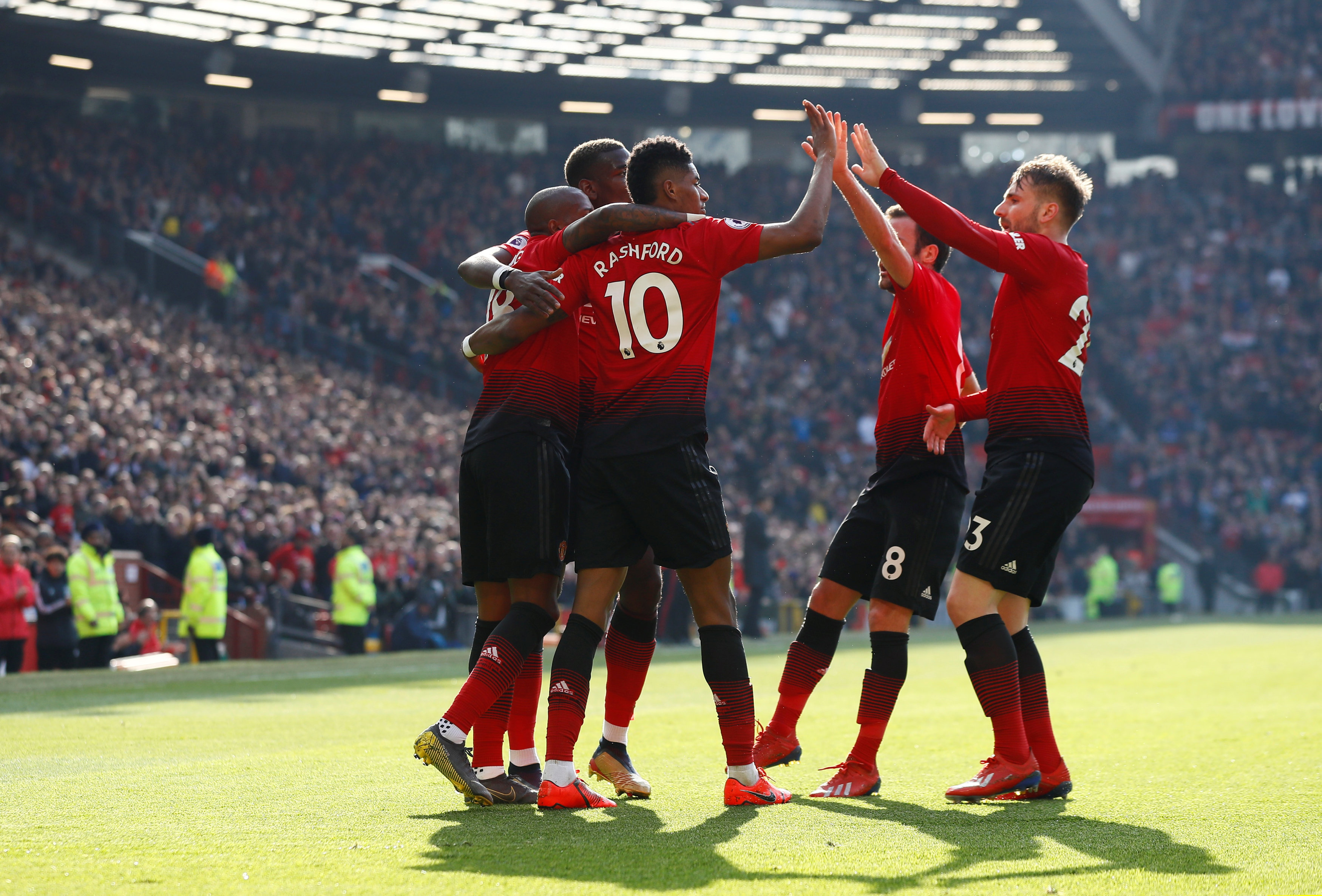 路易斯作为 路易斯作为