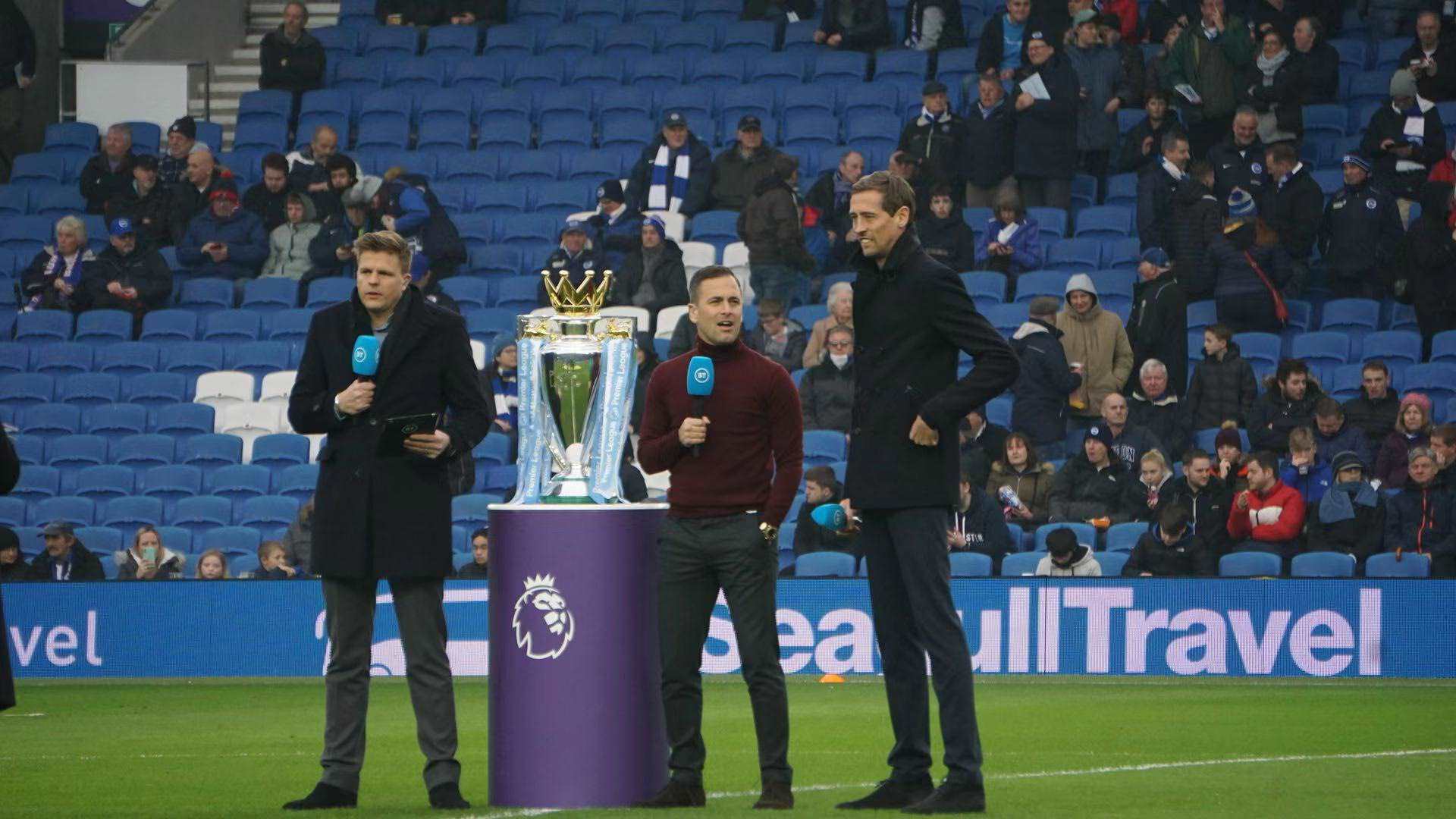 岁以上的老 岁以上的老